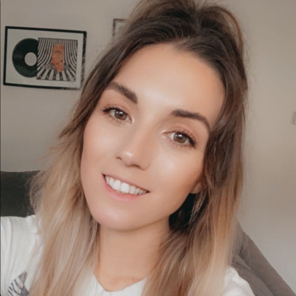 Meet your Posher, Jessica